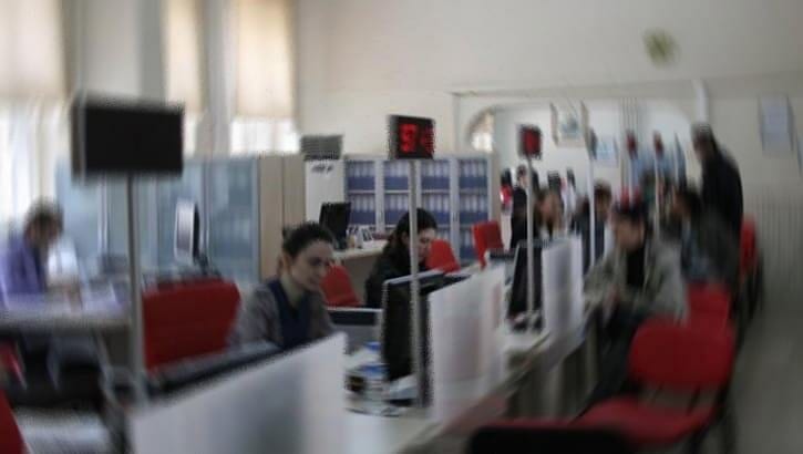 Vergi daireleri bugün saat 21.00'e kadar açık kalacak