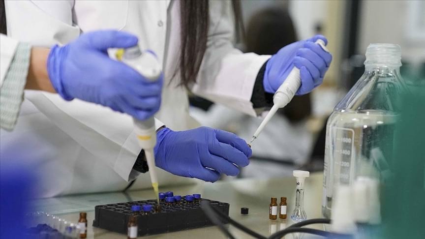 Ege Üniversitesi'nin Kovid-19 DNA aşısı hayvan deneylerinde başarılı oldu