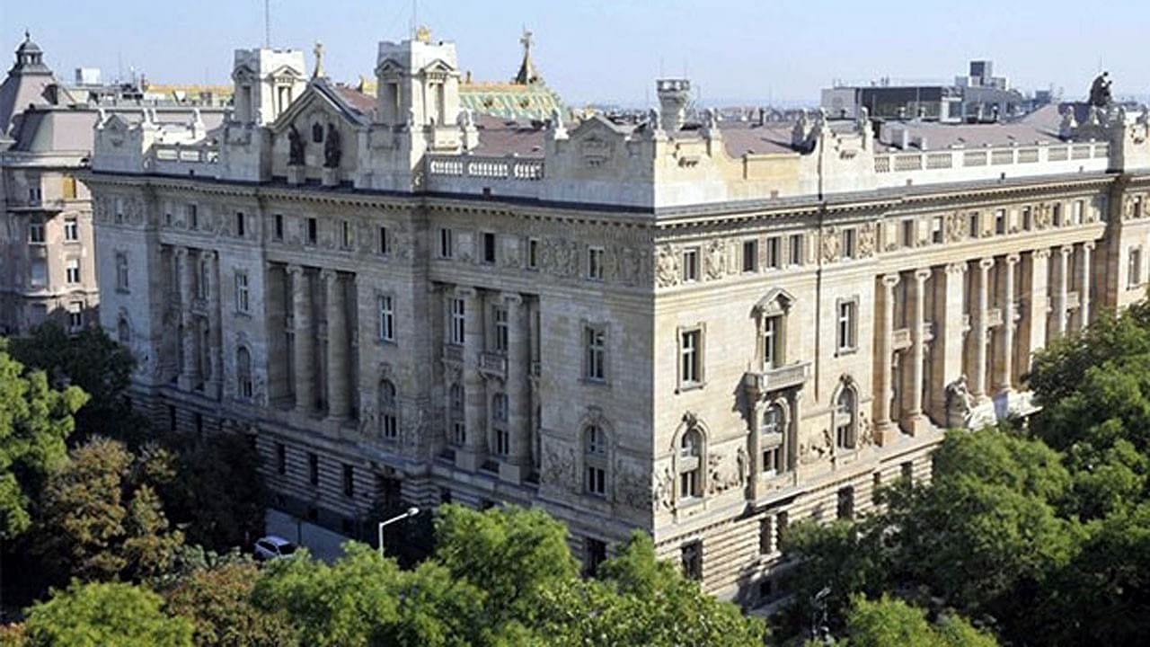 Macaristan Merkez Bankası faiz artırdı