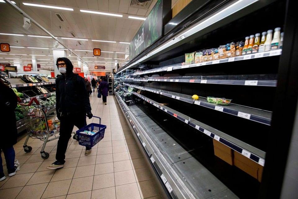 Ülkelerin kapılarını kapadığı İngiltere'de panik: Süpermarket zinciri uyardı