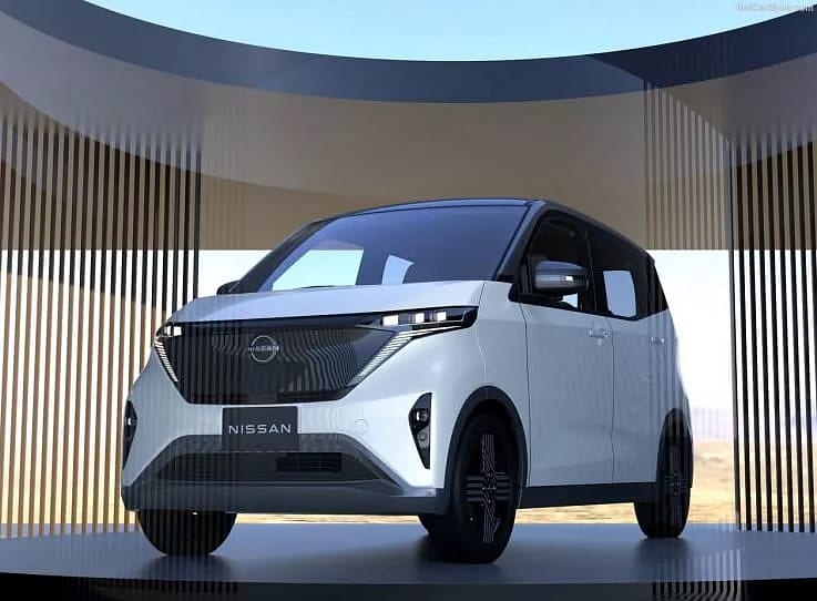 Nissan küçük otomobili Sakura'yı tanıttı! İşte özellikleri ve fiyatı