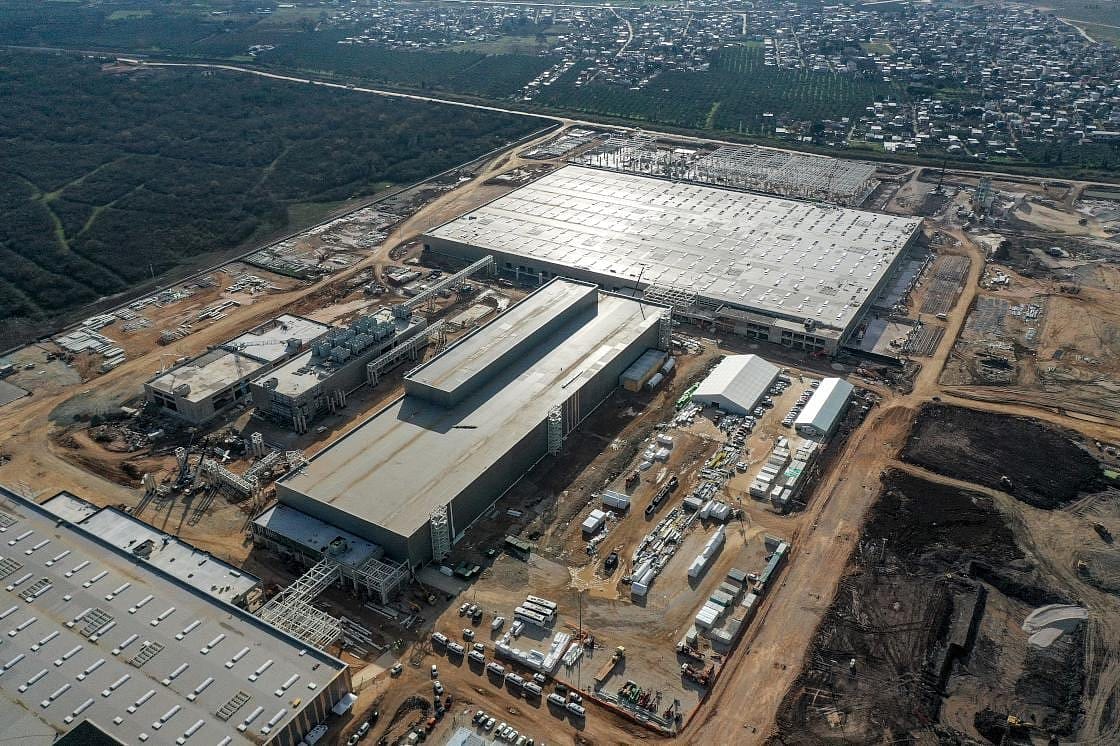 İlçede fabrika heyecanı: '2 bin kişiye doğrudan istihdam sağlayacak'-0