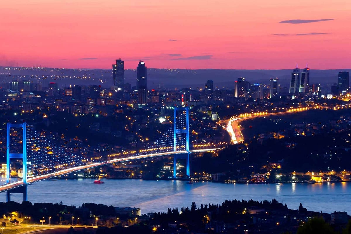 TL’deki değer kaybı İstanbul’u ucuzlattı