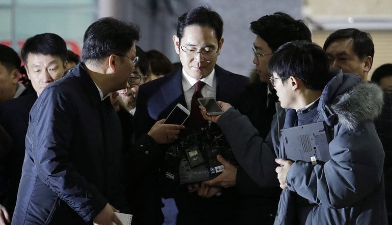 Samsung'un Yönetim Kurulu Başkanı'na hapis cezası