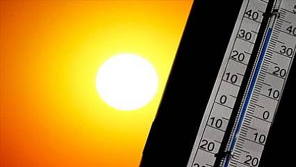 Temmuz ayında en düşük ve en yüksek sıcaklığın ölçüldüğü 2 ilçe