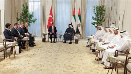 Yılmaz ve Şimşek, BAE Devlet Başkanı Al Nahyan ile görüştü
