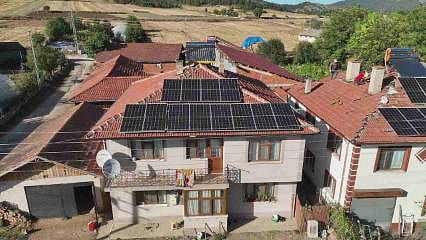 Artık elektrik faturası ödemiyor, üstüne para alabiliyorlar