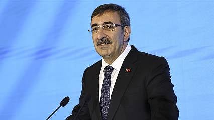 Enflasyon, yabancı yatırımcı girişi, emekli maaşları... Yılmaz merak edilen soruları yanıtladı