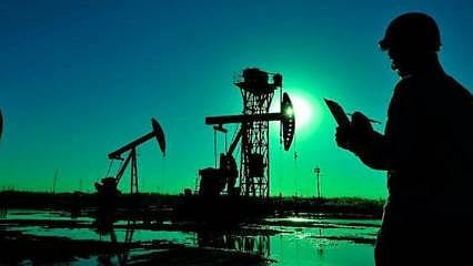 ABD, petrol fiyatı tahminini düşürdü 