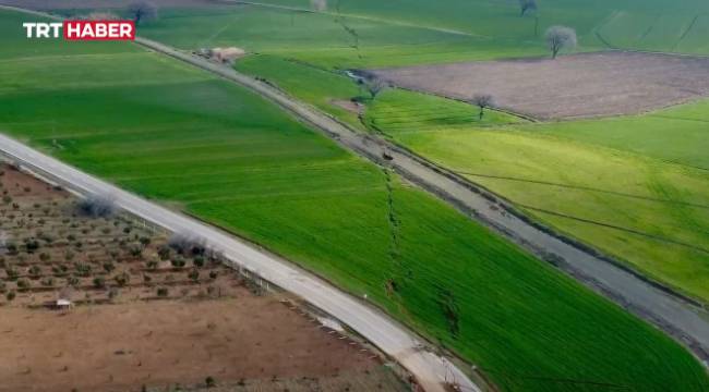 Fay kırığı böyle görüntülendi: Kilometrelerce uzuyor