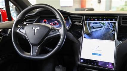 Tesla, 363 binden fazla aracı geri çağırdı