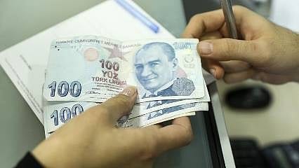 Evleri hasar görenlere yönelik "Hane Başı Destek Ödemeleri" başladı