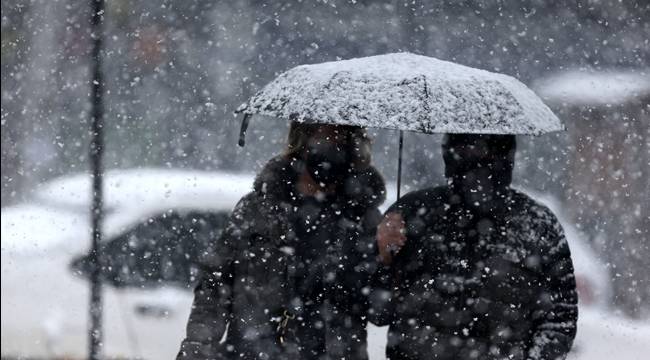 Meteorolojiden Doğu Karadeniz'in iç kesimlerinde kuvvetli kar uyarısı