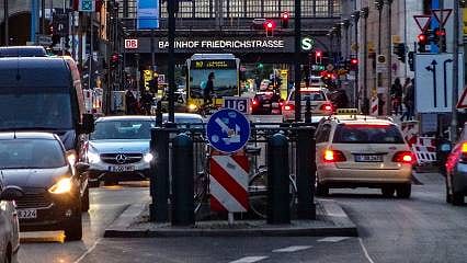 AB ile Almanya içten yanmalı motorların geleceği konusunda anlaştı
