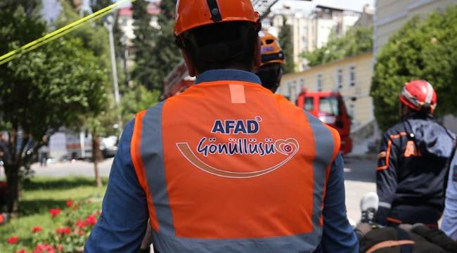 AFAD gönüllüsü nasıl olunur? Şartlar ne? Depremler sonrası 110 bin 41 kişi başvurdu