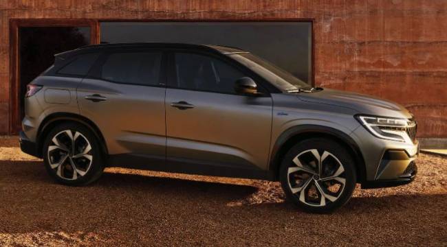 Yeni Renault Austral'in ön sipariş süreci başlıyor: Fiyatı da duyuruldu