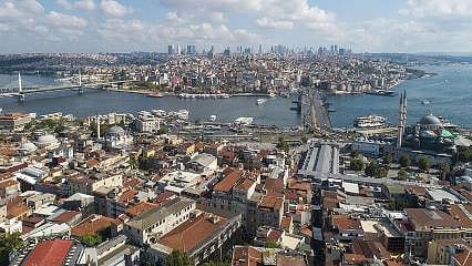 'İstanbul'daki 1.5 milyon riskli konutu taşıyacağız'