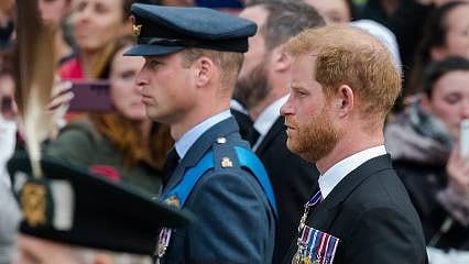 Prens Harry, ağabeyi Prens William'ı saldırıyla suçladı