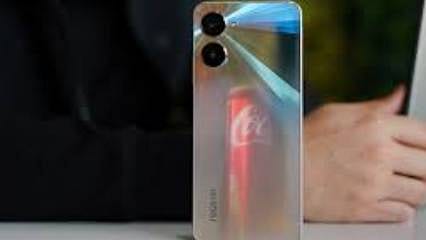 Coca Cola akıllı telefon pazarına giriyor
