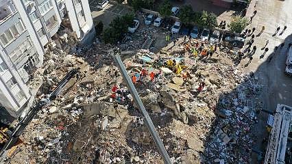 Türkiye Müteahhitler Birliğinden üyelerine 'iş makinelerini deprem bölgesine yönlendirme' çağrısı