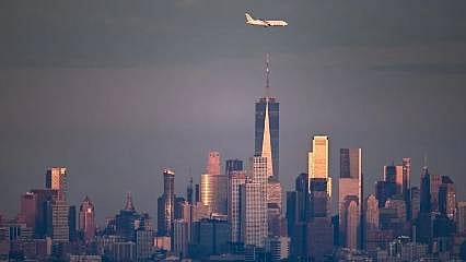 New York şehri, gökdelenlerin ağırlığı nedeniyle her yıl 1 ila 2 milimetre çöküyor