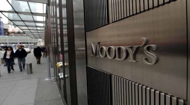 Moody's'ten yatırımcılara borç limiti uyarısı