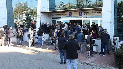 SGK’dan EYT borçlanma başvuruları için ek mesai