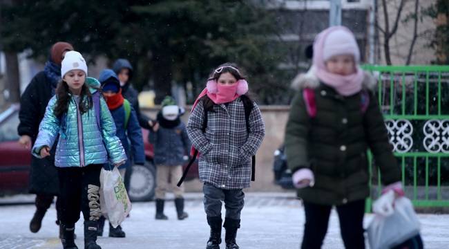 Türkiye genelinde okullar tatil edildi 