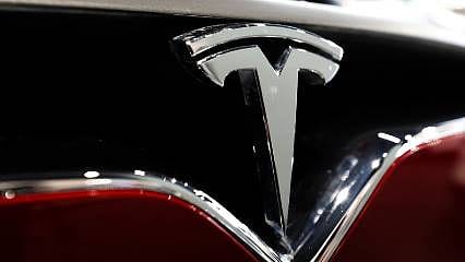 Tesla'nın geliri ilk çeyrekte artarken, net kârı düştü