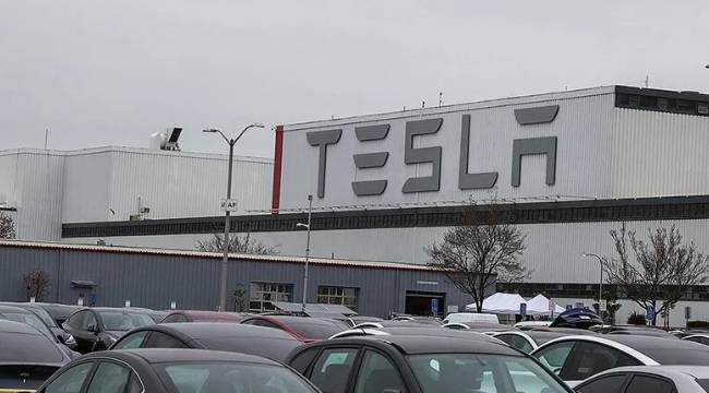 Tesla'dan dev geri çağırma... Ülkedeki toplam satışlarına eşdeğer 