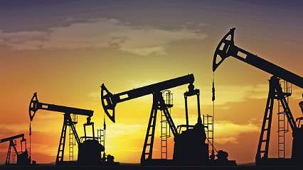 Petrol fiyatları Çin etkisiyle geriledi 
