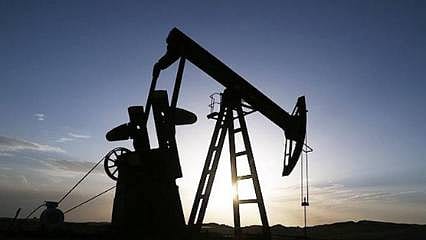 Rusya'nın deniz yoluyla petrol ihracatına tavan fiyat darbesi: 15 ayın en düşüğünde 