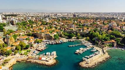 Antalya'ya akın eden Ruslardan konuttan sonra yeni rekor: 5 kat artış var 