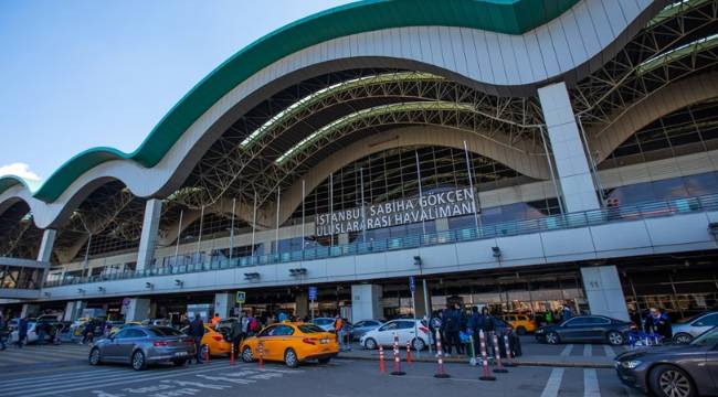 Sabiha Gökçen Havalimanı'nda tedbir amacıyla durdurulan uçuşlar yeniden başladı