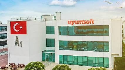 Uyumsoft’ta LioX ve girus markaları ile yeni dönem