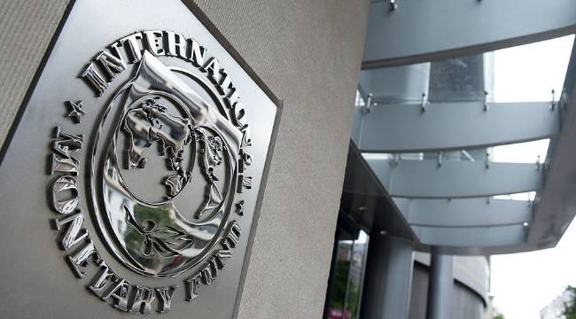 IMF, küresel ekonomik büyüme tahminlerini düşürdü