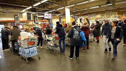 Euro Bölgesi'nde enflasyon beklentilerin altında kaldı 