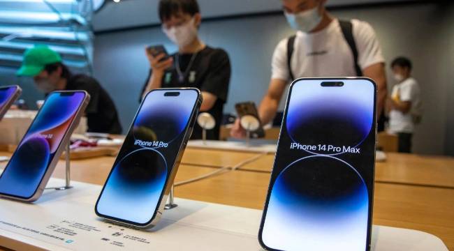 Çin, Apple'a 200 milyar dolar kaybettiren iddialara yanıt verdi 