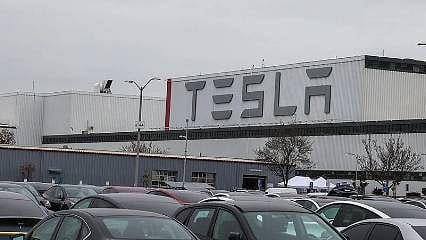 Tesla'dan dev geri çağırma... Ülkedeki toplam satışlarına eşdeğer 