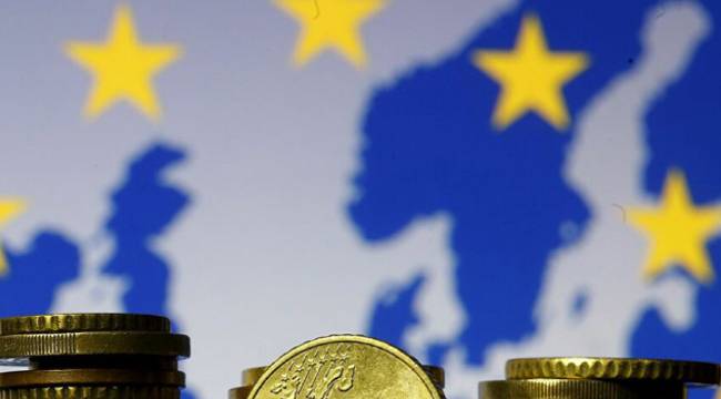 Euro Bölgesi'nde enflasyon kasımda çift hanede kaldı