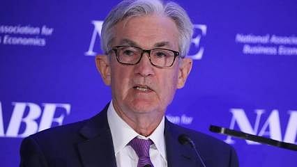 Fed Başkanı Powell'dan faiz ve enflasyon mesajı 