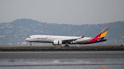 Asiana Airlines uçuşları, pilotların maaş protestoları nedeniyle aksıyor