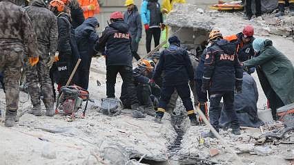 Bakanlıktan deprem bölgesi için ilaç kararı