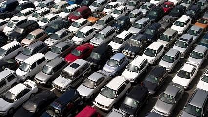 Sıfır km otomobilde kampanyalar hızlandı, ekimde 2. el'de satışlar sert düştü 