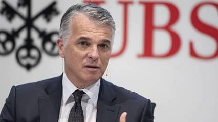 Rakibi Credit Suisse'i devralan UBS'ten şimdi de CEO hamlesi 