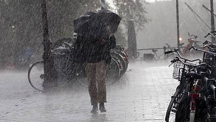 Meteorolojiden yurdun büyük kesimi için kuvvetli yağış uyarısı