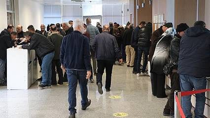EYT düzenlemesi AK Parti vekillerinin imzasına açıldı