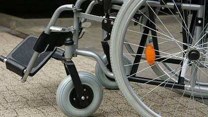 Fransa'da tekerlekli sandalyeler ücretsiz olacak