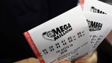 1,5 milyar dolarlık büyük ikramiyenin sahibi belli oldu, şimdi önünde iki seçenek var! 