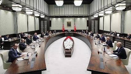 Yılın son Kabine toplantısı başladı: Masada EYT ve Karadeniz gazıyla ilgili gelişmeler var 